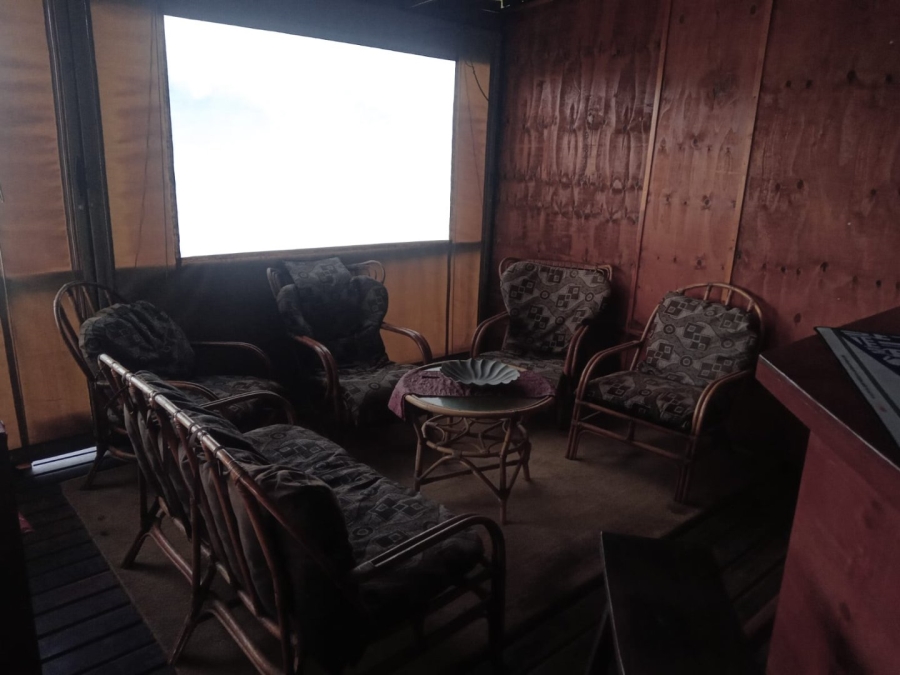 Commercial Property for Sale in Paradise Beach Eastern Cape